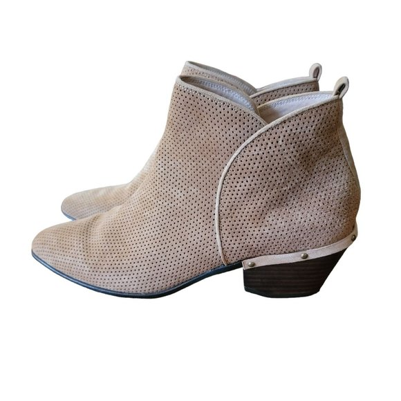 Nina Originals Tan Ankle Boot Perforated Stacked Heel Woman's Size 11 JJ3045 - Picture 8 of 13